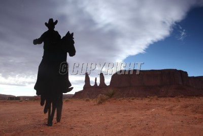 cowboy-horse-silhouette-three-sisters-image