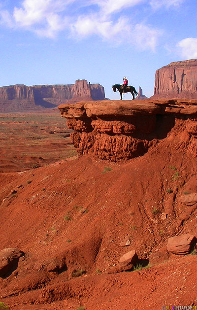 indian-cowboy-horse-pferd-indianer-cowboy-red-rocks-rote-felsen-monument-valley-arizona-usa-dscn6477